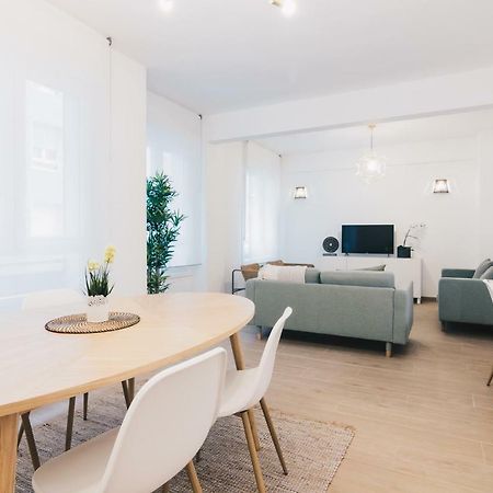 Amalur Apartment By People Rentals Bilbao Eksteriør billede